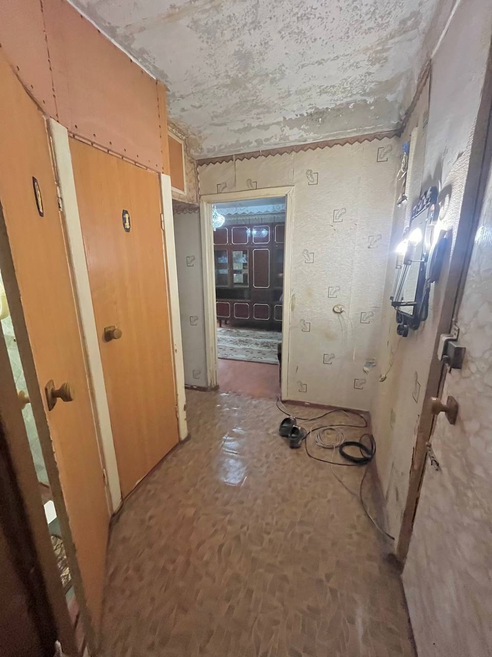 Продам 2-кк. квартиру на кв. Гагарина, 3/5эт. Общая площадь 45м2. 👍Квартира в жилом состоянии, не угловая, теплая. ✅Отопление центральное ✅Окна м/п ✅Комнаты смежные ✅С/у раздельный ✅отличное месторасположение. Школы, детские сады, супермаркеты, хорошо развита вся инфраструктура, рынок, остановка транспорта с ...